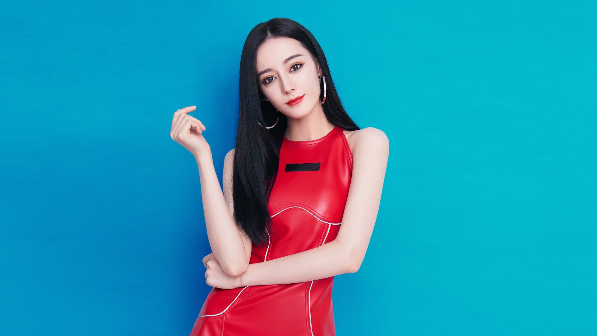 风暴眼，利物浦对阵芬兰一役，阿尔瓦雷斯如何上演数据完美风暴