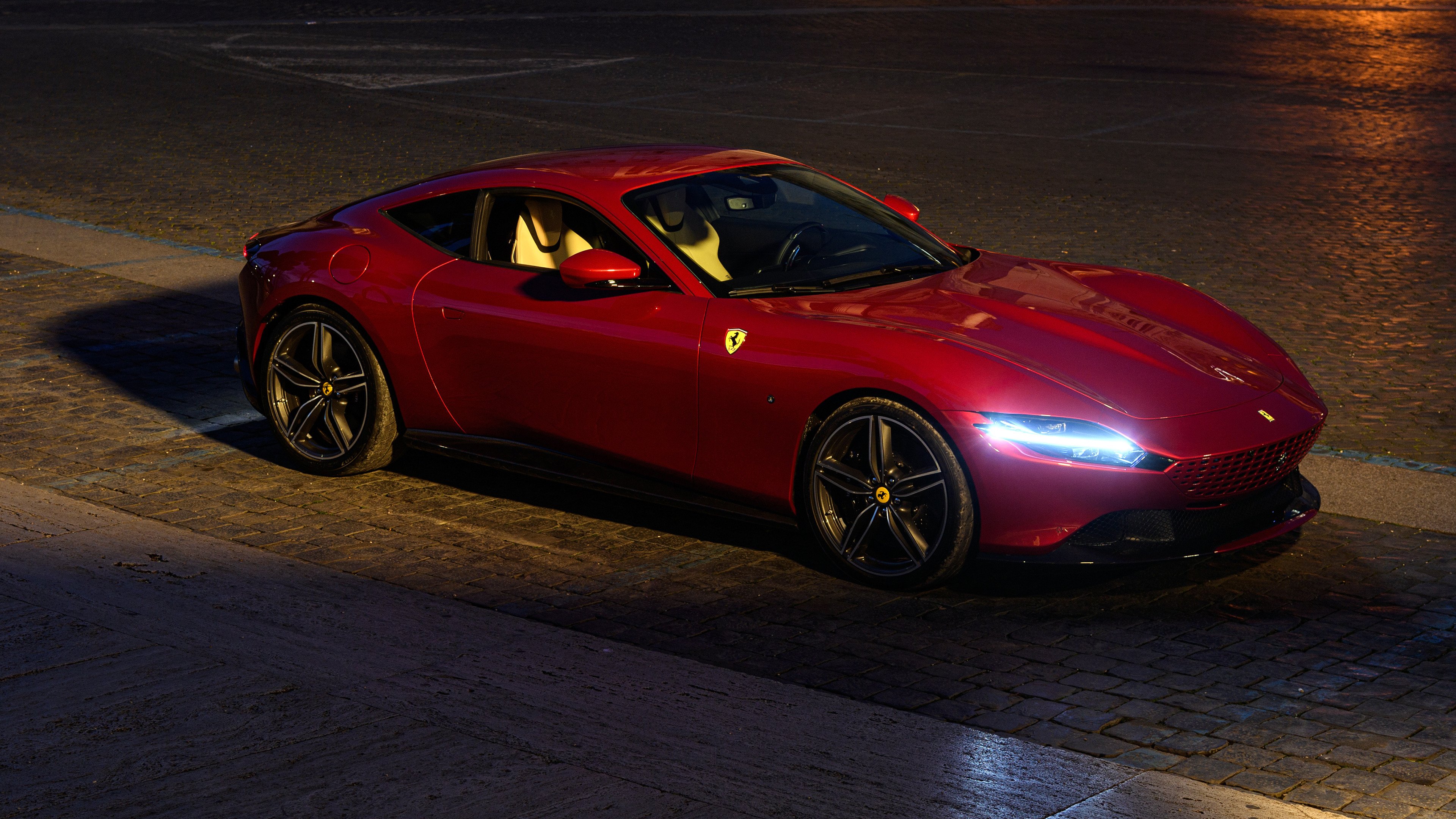 西方有课本，东方写新章，绿茵场的两种教科书