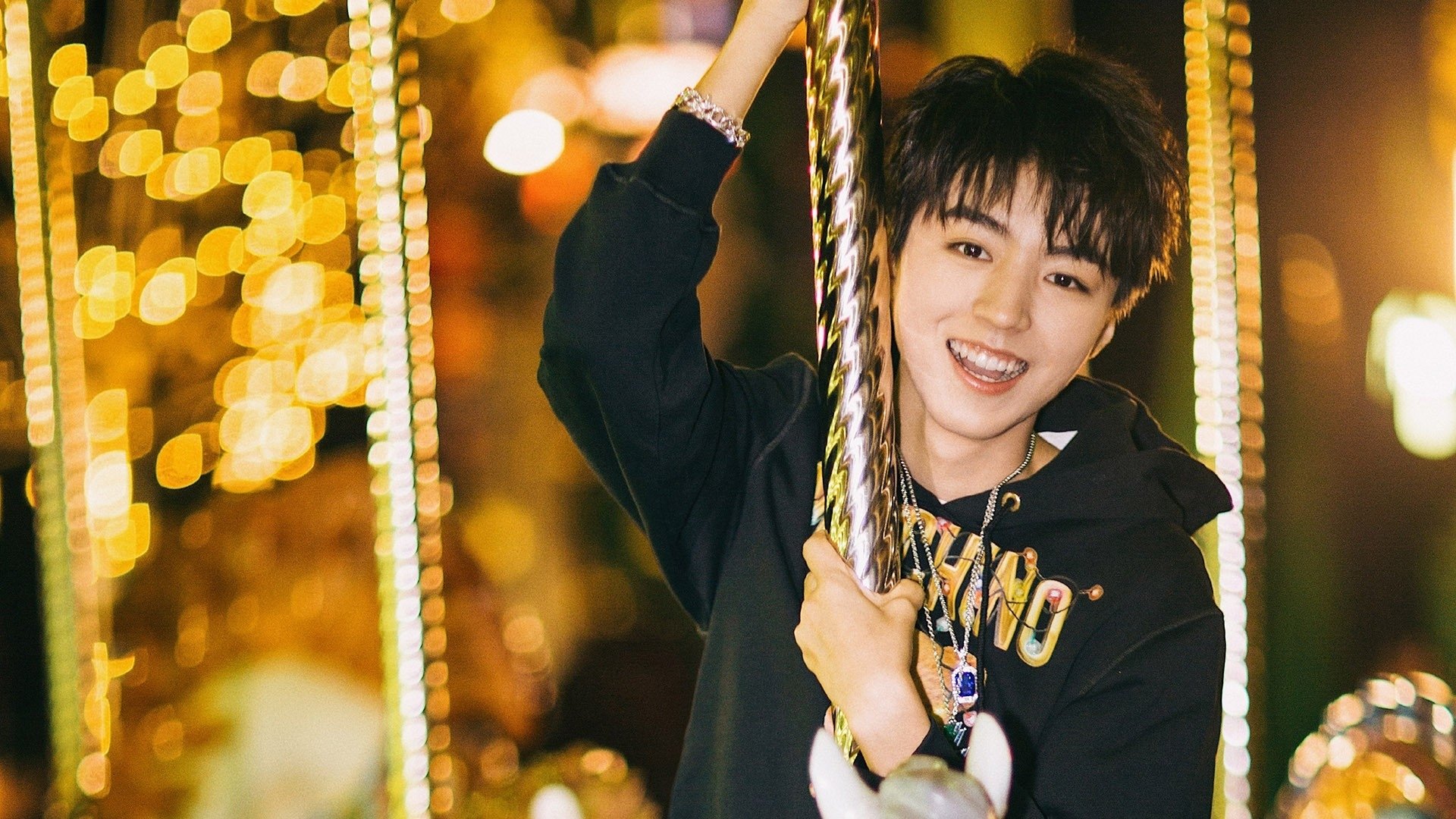 独行的紫金，当利拉德在湖人独行侠之夜重生