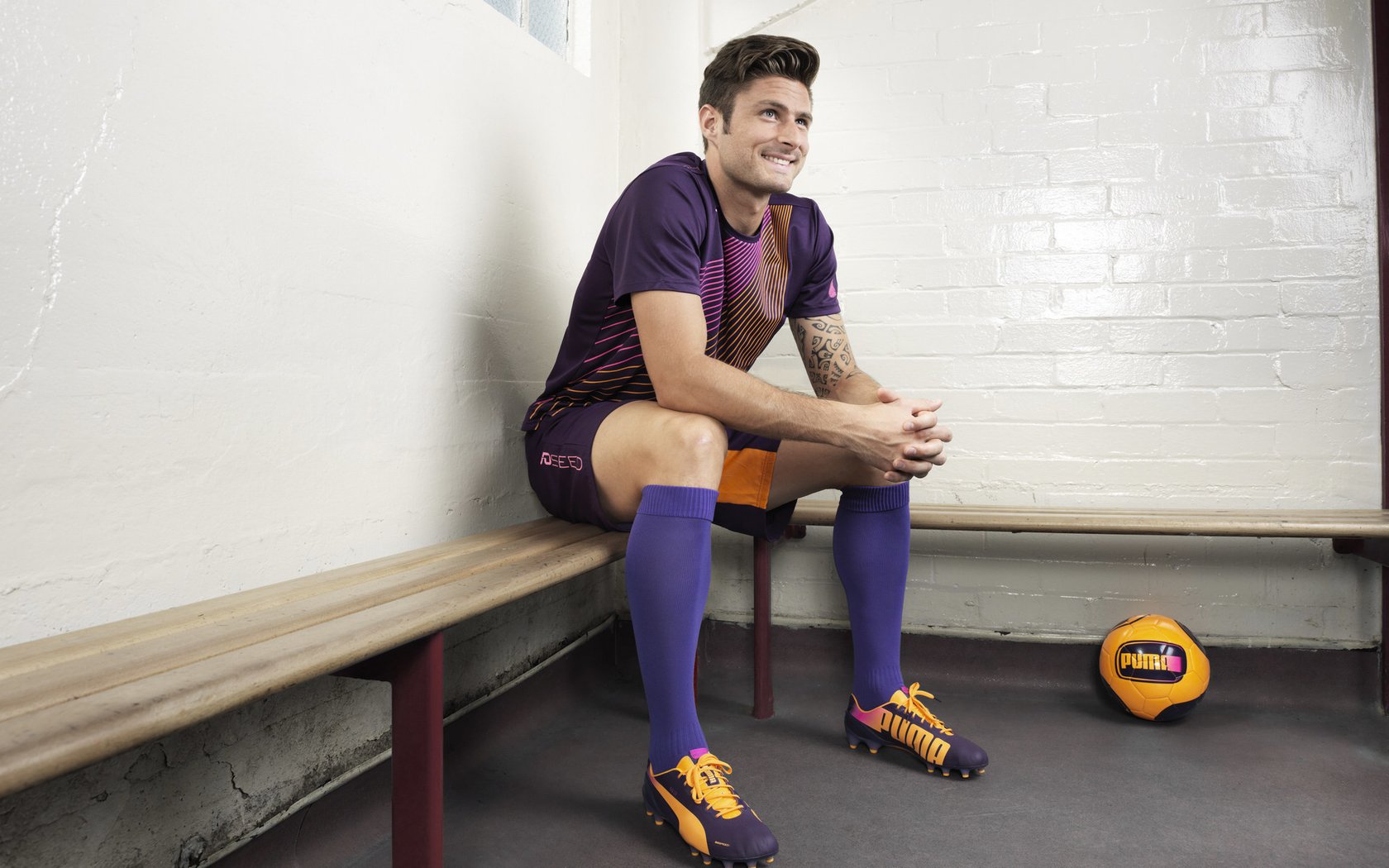 狂飙23分20助0失误！37岁保罗打疯之夜，唯一先生令马刺绝望